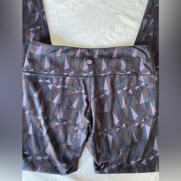 Lululemon Wunder Under Womens Legging Pants Size 8 Stained Glass Love - Picture 2 of 4